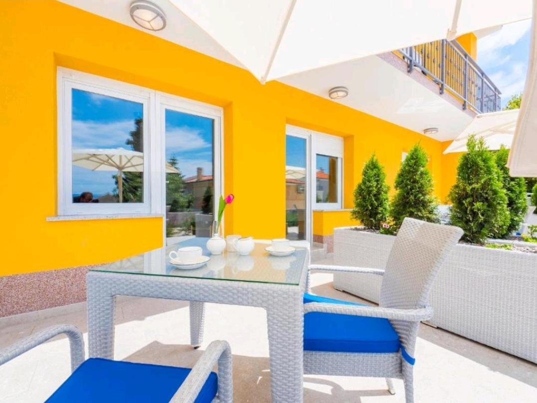 Apartamento Adriatico Omišalj Exterior foto