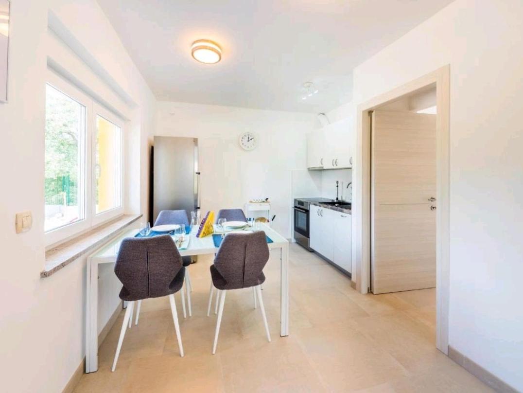 Apartamento Adriatico Omišalj Exterior foto